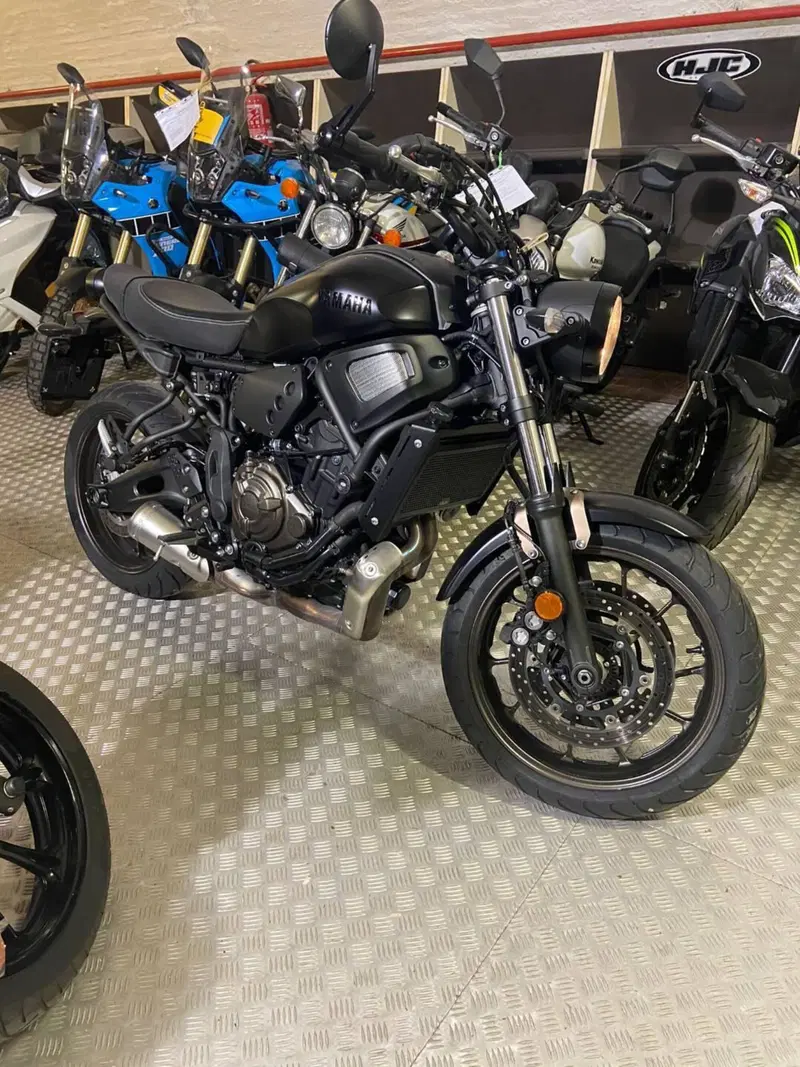 Yamaha XSR 700 (2022 - 26) (6)
