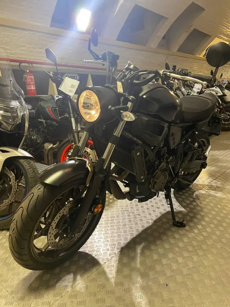 Yamaha XSR 700 (2022 - 26) (8)