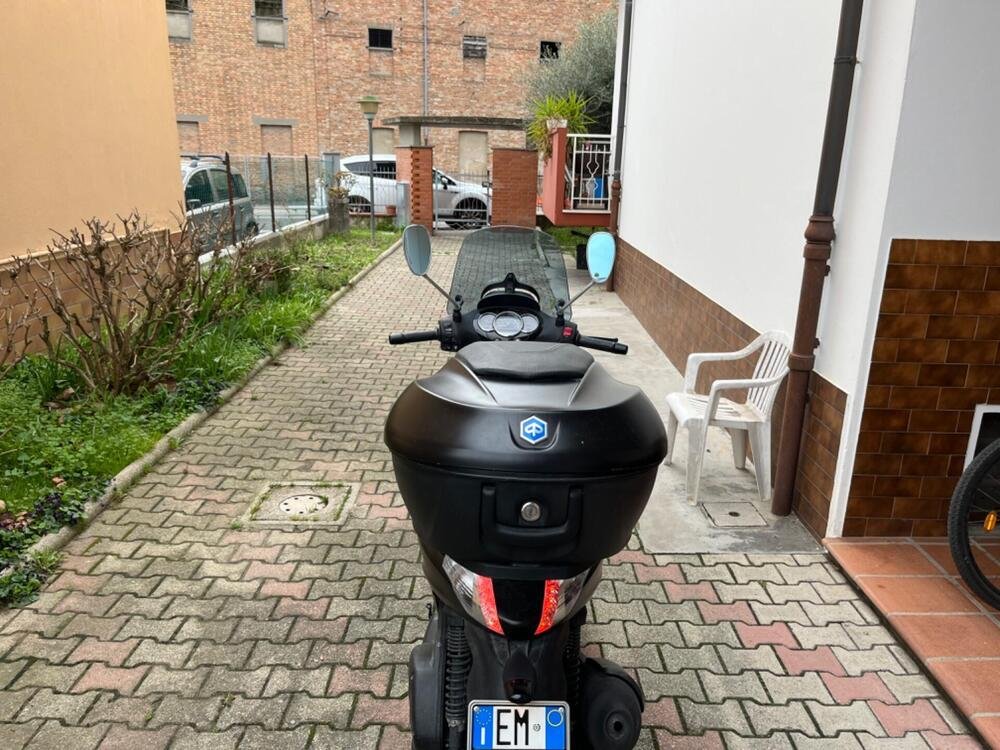 Piaggio Beverly 350 Police ABS-ASR (2018 - 20) (3)