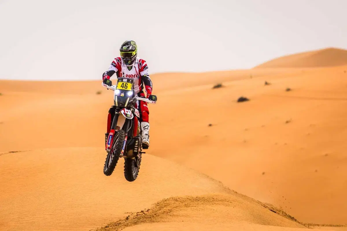 Abu Dhabi Desert Challenge. Trionfo mondiale Hero in atmosfera Al Attiyah (5)