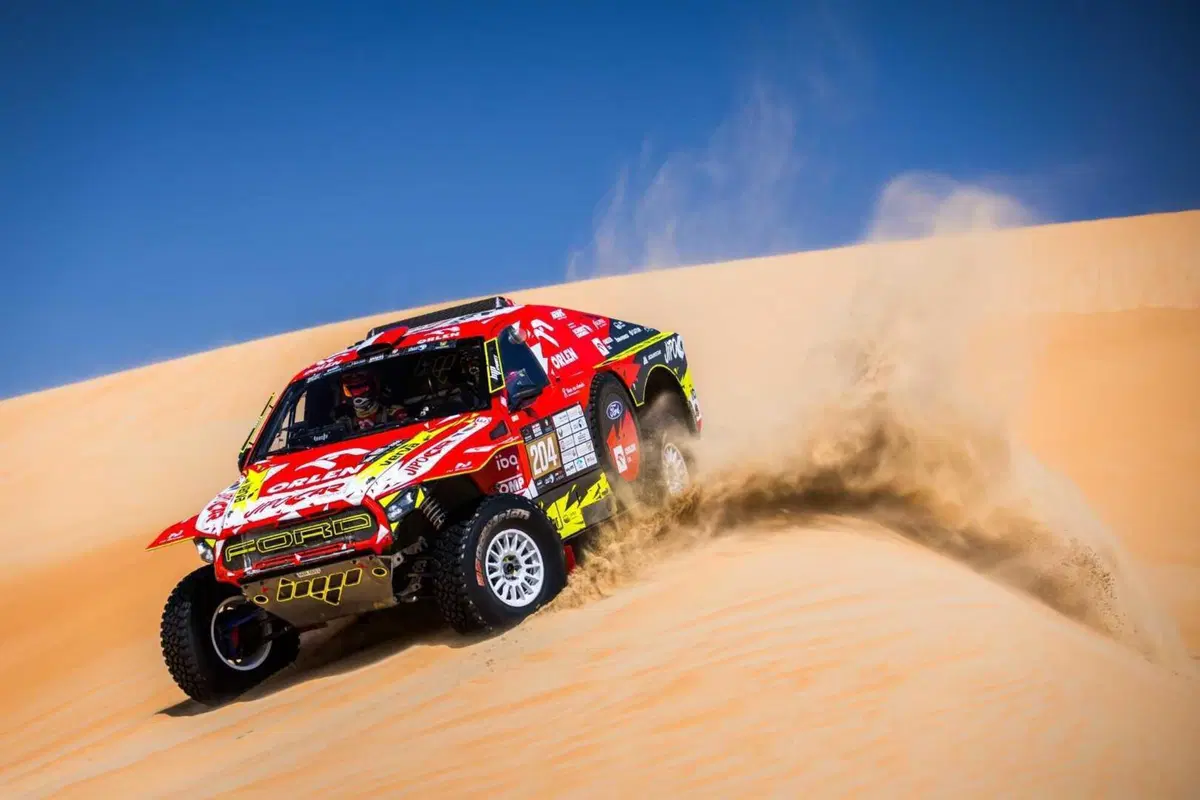 Abu Dhabi Desert Challenge. Trionfo mondiale Hero in atmosfera Al Attiyah (11)