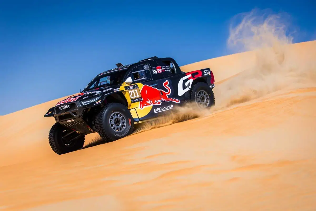 Abu Dhabi Desert Challenge. Trionfo mondiale Hero in atmosfera Al Attiyah (14)