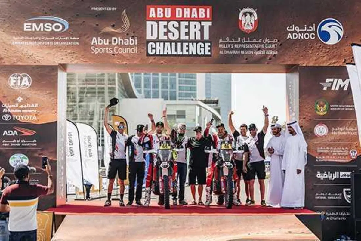Abu Dhabi Desert Challenge. Trionfo mondiale Hero in atmosfera Al Attiyah (39)