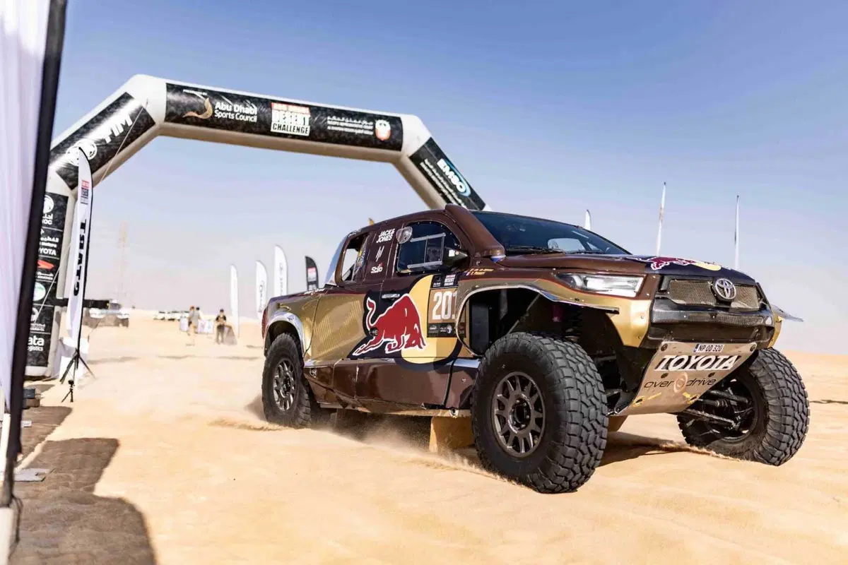 Abu Dhabi Desert Challenge. Trionfo mondiale Hero in atmosfera Al Attiyah (42)