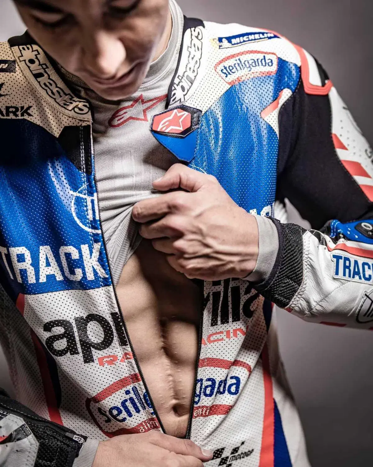MotoGP 2024. I corpi dei piloti sono pieni di cicatrici: guardate qua! [GALLERY] (15)