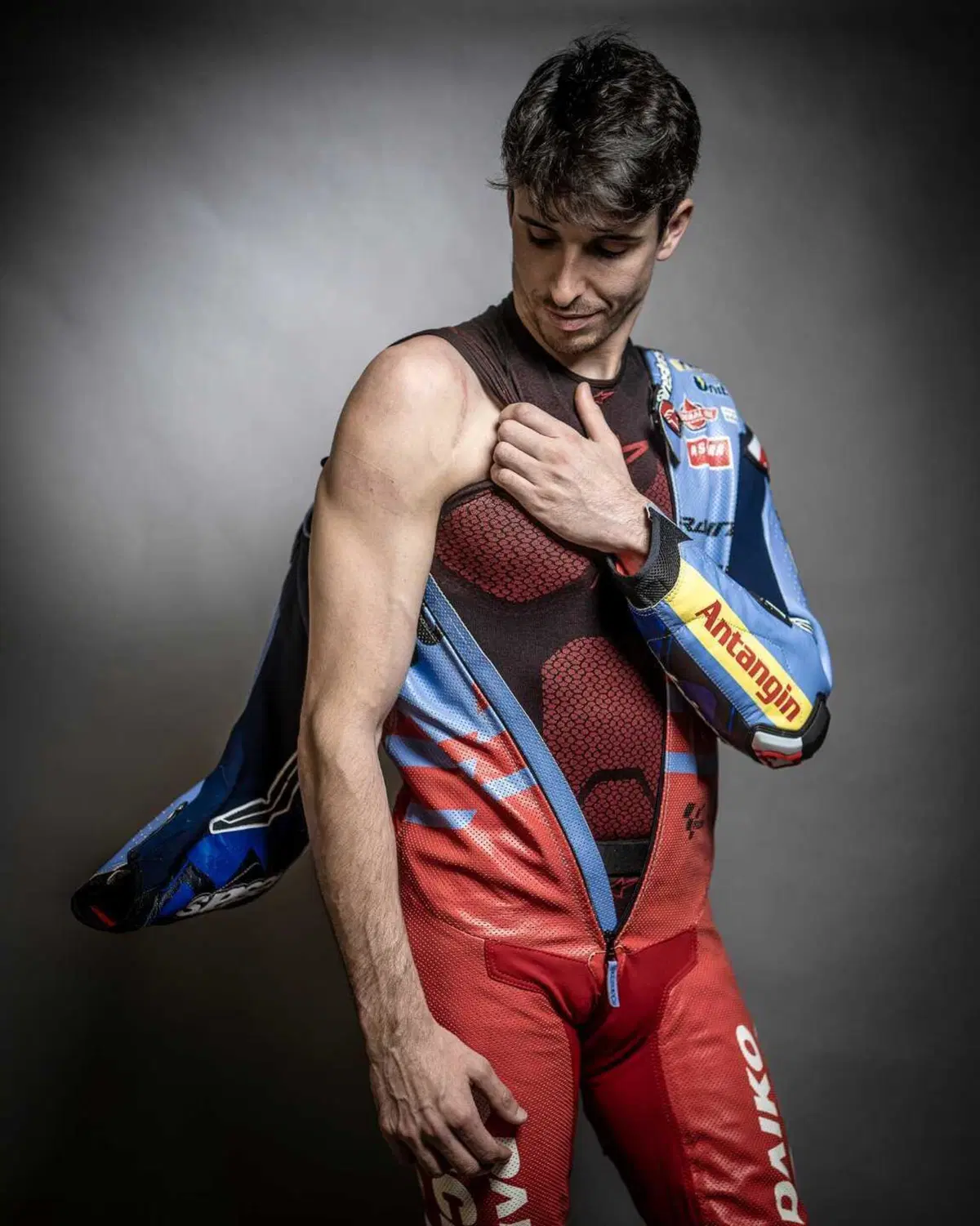 MotoGP 2024. I corpi dei piloti sono pieni di cicatrici: guardate qua! [GALLERY] (21)