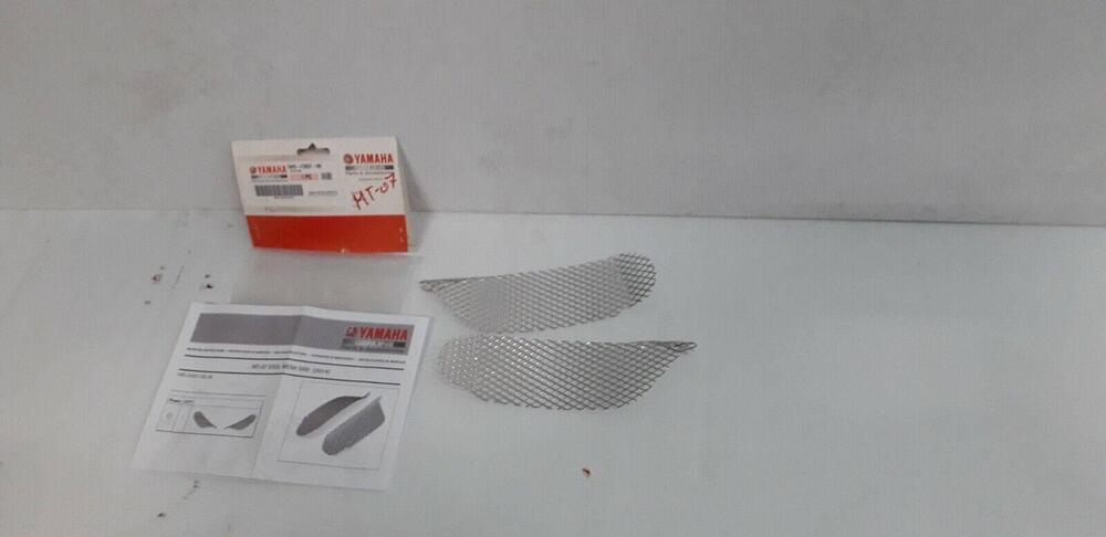 -Griglie acciaio prese laterali Yamaha MT-07 2014 (2)