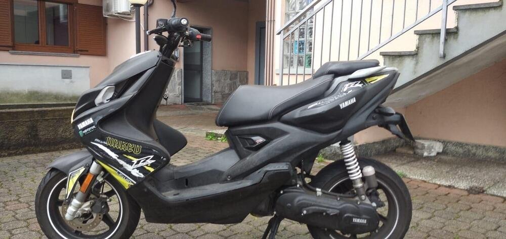 Yamaha Aerox 50 R Naked (2013 - 17) (3)