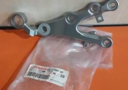 -Supporto pedana ant. Dx Yamaha R6 2C0274430000