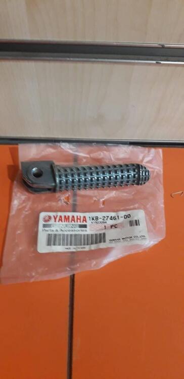 -Pedana ant Dx Yamaha R1 1KB274610000