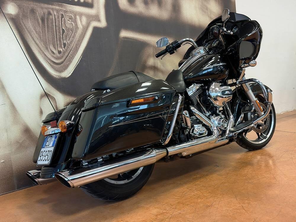 Harley-Davidson 1690 Road Glide Special (2013 - 16) (3)