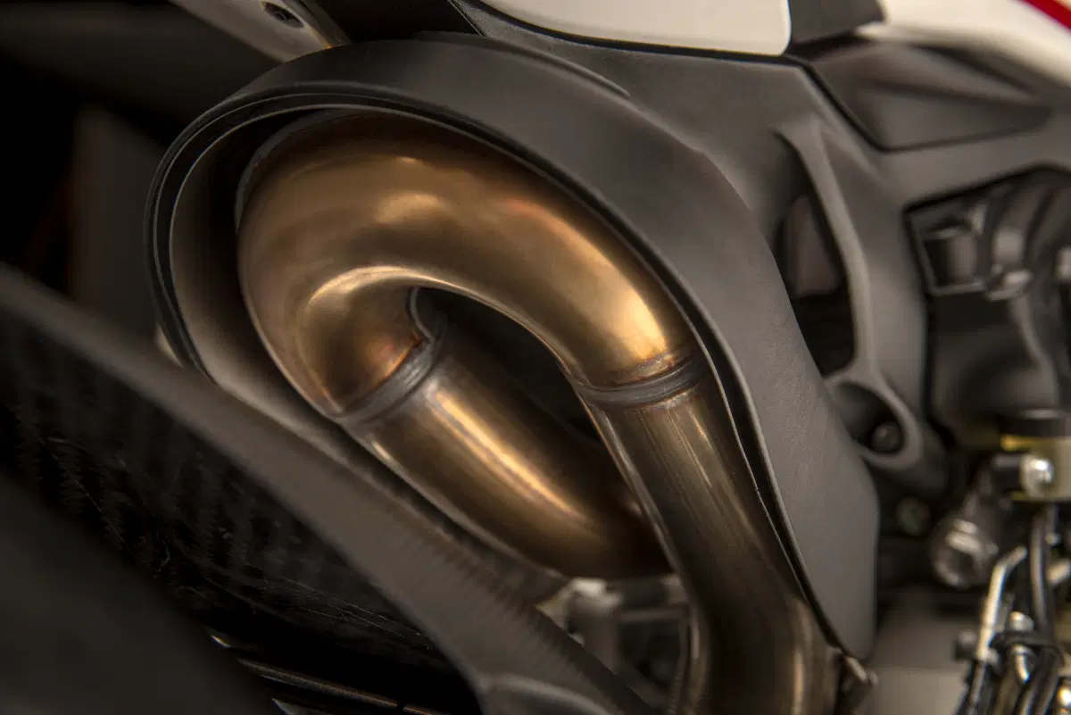 Ducati 1299 Panigale S Anniversario. Dati e prezzo (17)