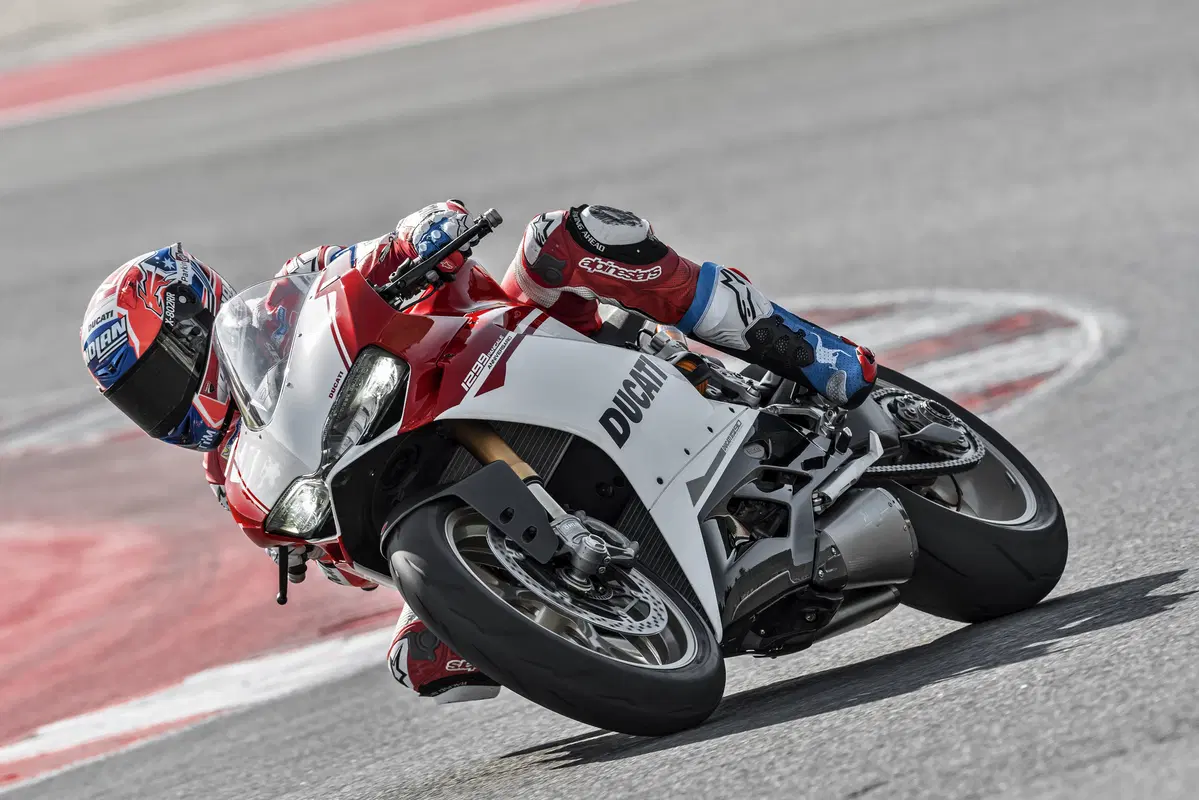 Ducati 1299 Panigale S Anniversario. Dati e prezzo (5)