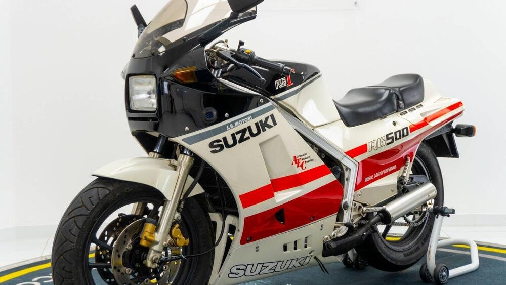 Suzuki RG 500 R (1985 - 88) (3)