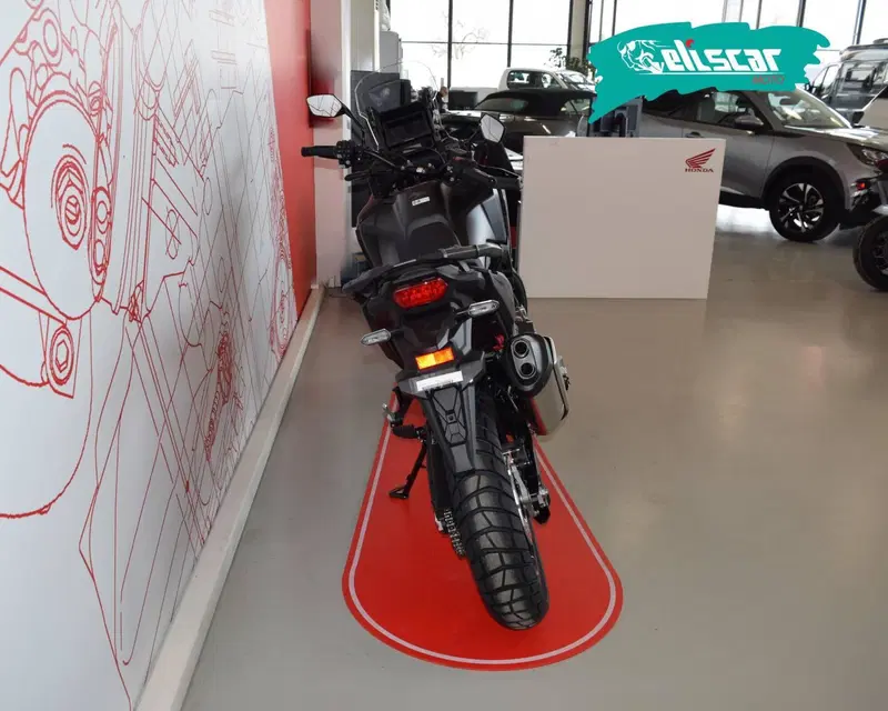 Honda Africa Twin CRF 1100L ES DCT (2024 - 26) (5)