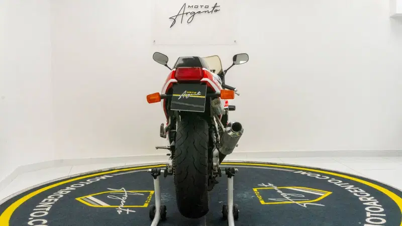 Suzuki GSX R 750 (1990) (7)