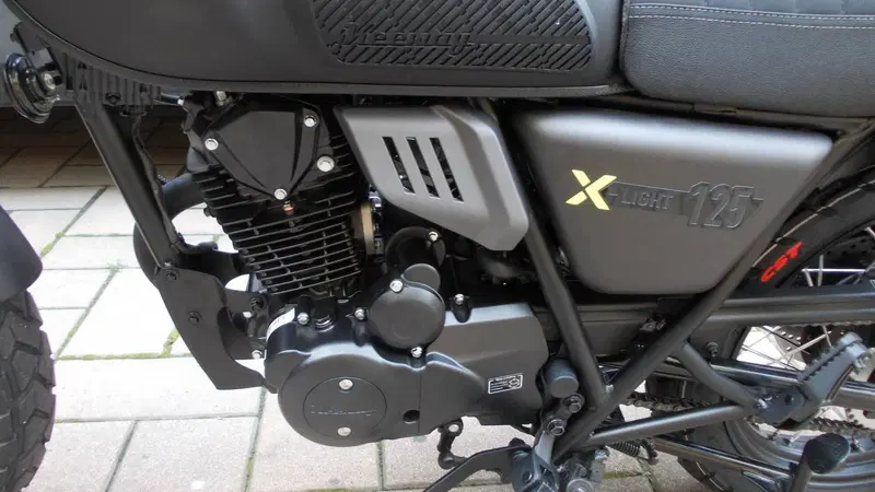 Keeway Motor X-Light 125 (2023 - 26) (4)