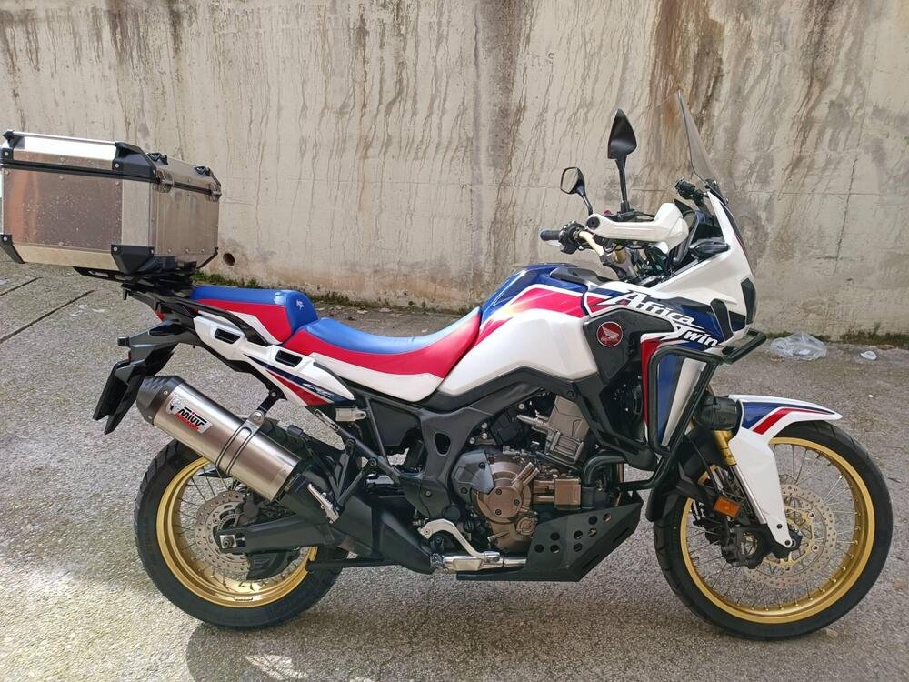 Honda Africa Twin CRF 1000L DCT ABS Travel Edition (2016 - 17) (2)