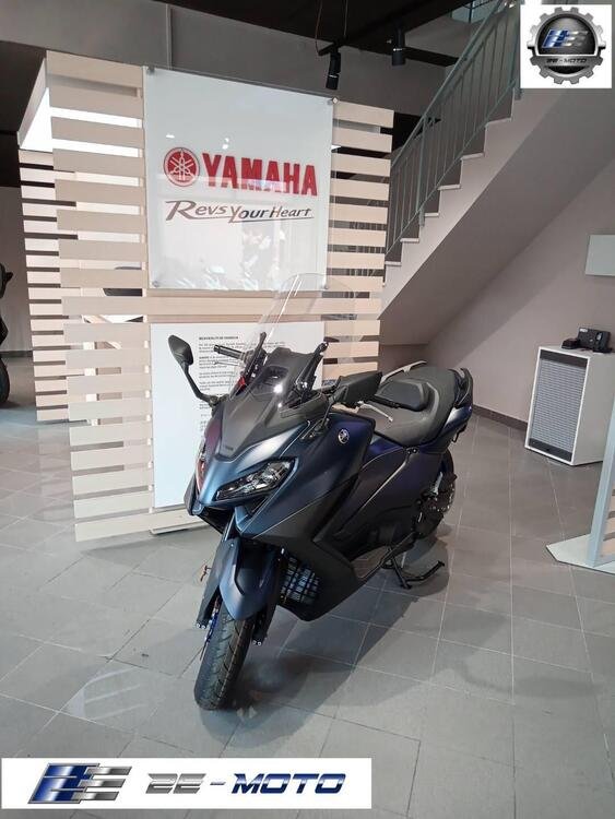 Yamaha T-Max 560 (2022 - 24) (3)