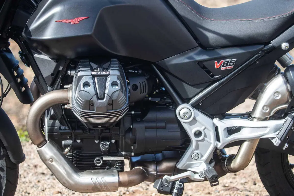 Moto Guzzi V85 TT 2024 TEST [VIDEO & GALLERY]