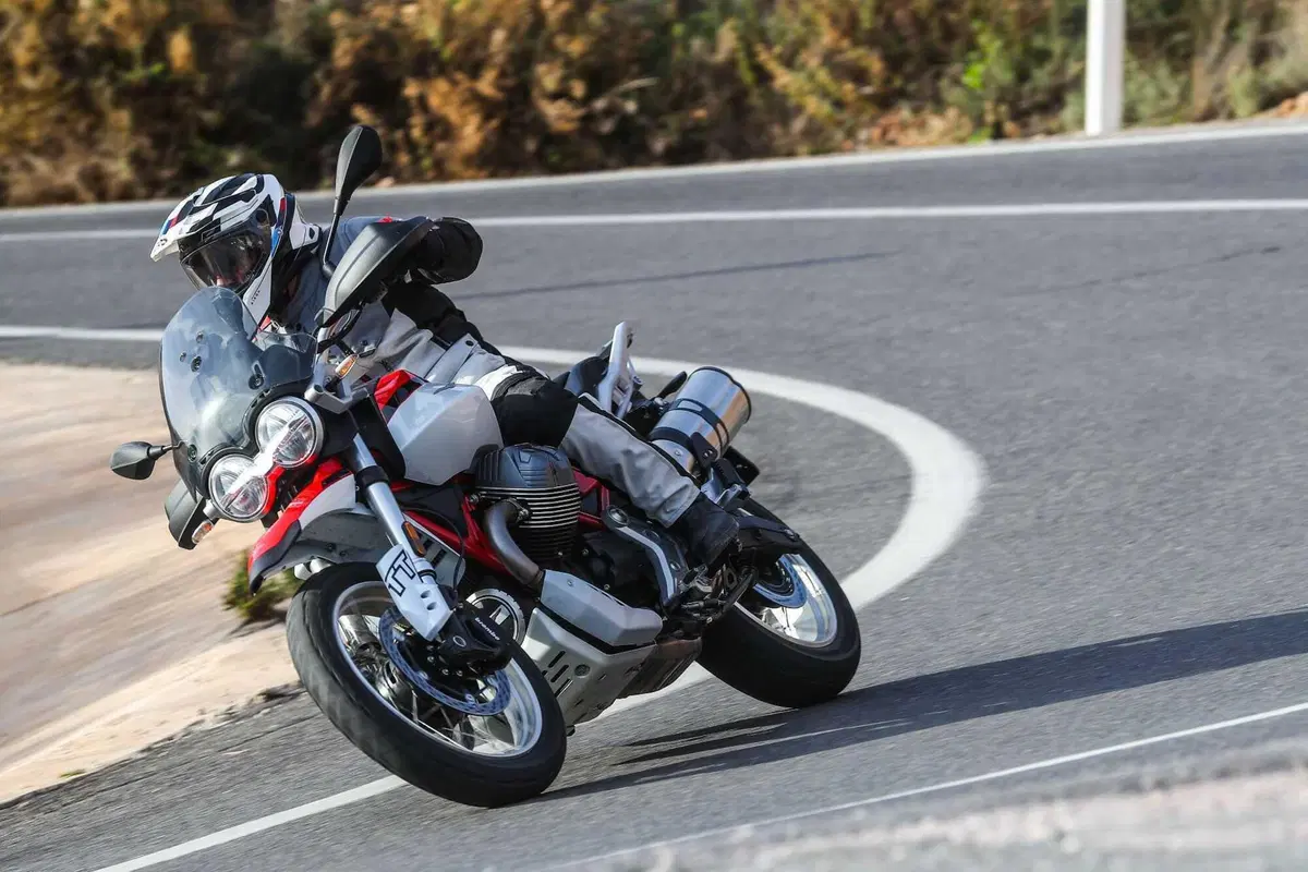 Moto Guzzi V85 TT 2024 TEST [VIDEO & GALLERY]