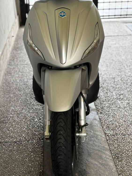 Piaggio Beverly 350 S ABS (2019 - 20) (5)
