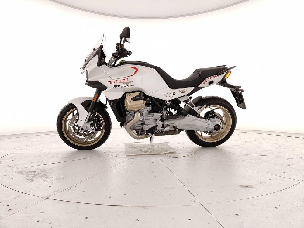 Moto Guzzi V100 Mandello (2023 - 24) (2)