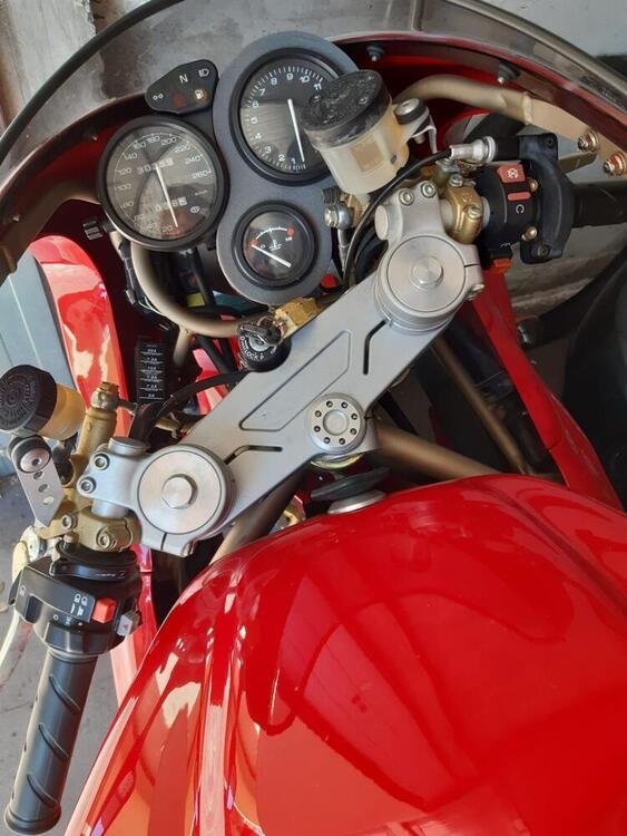 Ducati Ss 750 ho (2)