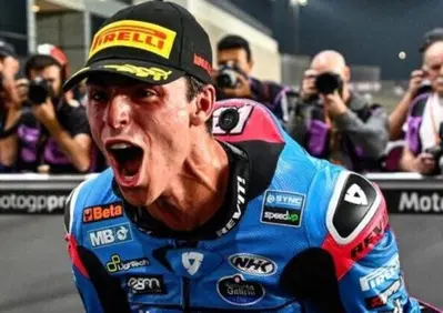 MotoGP 2024. GP del Qatar. Moto 2: vince Alonso Lopez! Gara condizionata dalle nuove gomme Pirelli, Celestino Vietti primo italiano