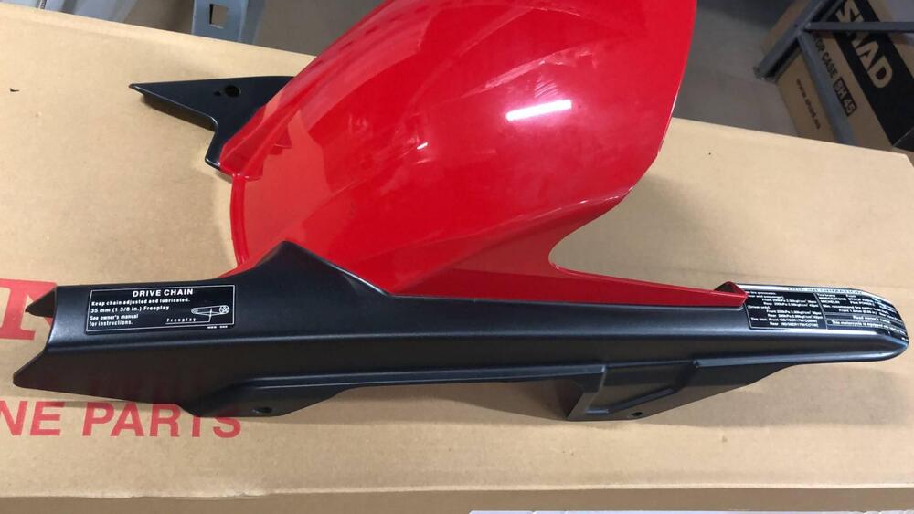 PARAFANGO POST. HONDA CBR 600 F DEL 2011. CODICE 0