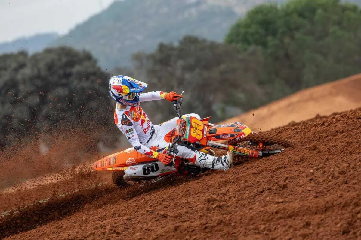 KTM 250 SX-F: la Adamo Edition, per celebrare il Mondiale 2023 in MX2 (5)