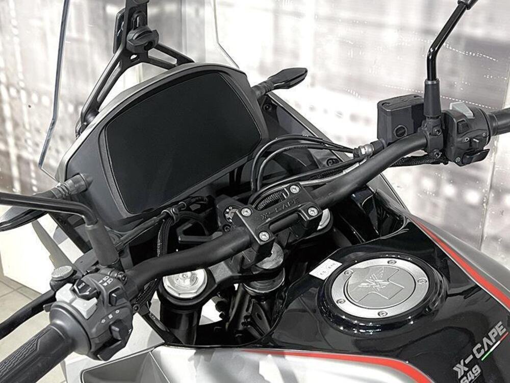 Moto Morini X-Cape 650 (2021 - 24) (5)