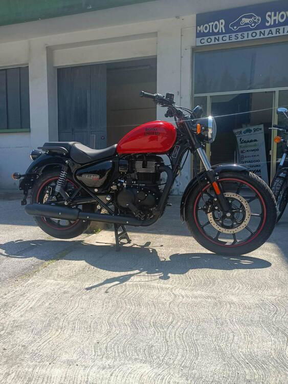 Royal Enfield Meteor 350 Fireball (2021 - 24)