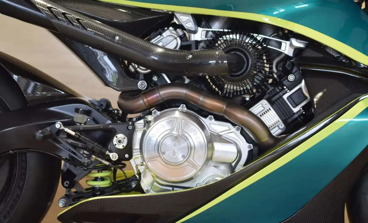 All’asta la numero 8 delle 88 AMB 001 Pro prodotte da Aston Martin e Brough Superior