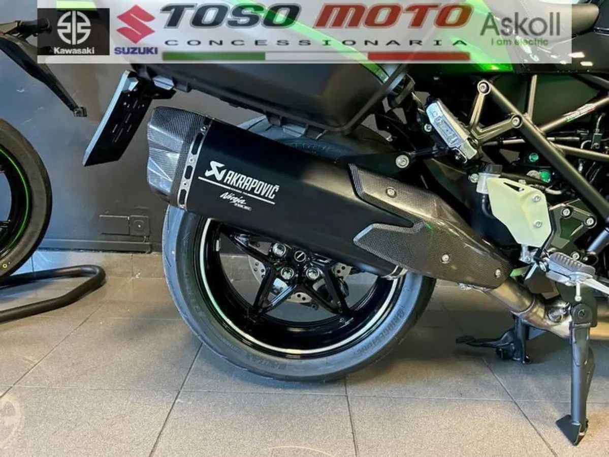 Kawasaki Ninja H2 SX SE (2023 - 26) (2)