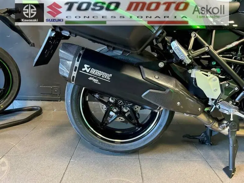 Kawasaki Ninja H2 SX SE (2023 - 26) (2)
