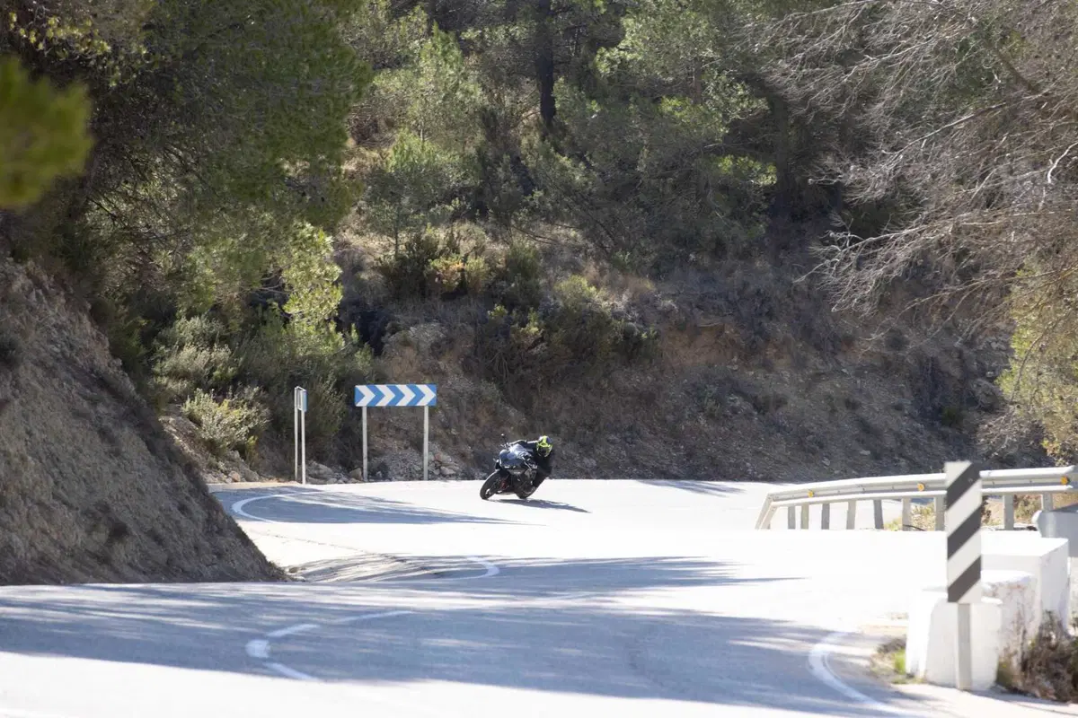 Triumph Daytona 660: la prova della nuova sportiva inglese. Impressioni di guida, pro e contro [VIDEO E GALLERY] (17)