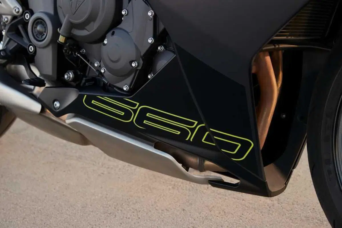 Triumph Daytona 660: la prova della nuova sportiva inglese. Impressioni di guida, pro e contro [VIDEO E GALLERY] (44)