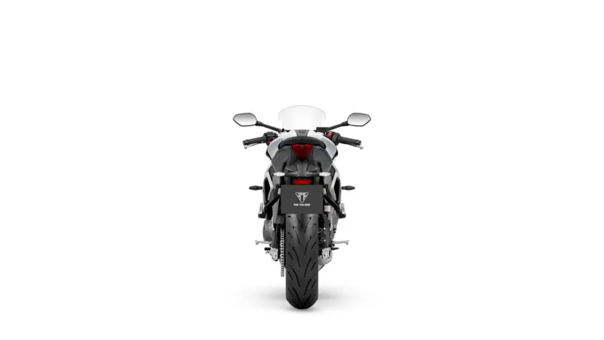 Triumph Daytona 660: la prova della nuova sportiva inglese. Impressioni di guida, pro e contro [VIDEO E GALLERY] (74)