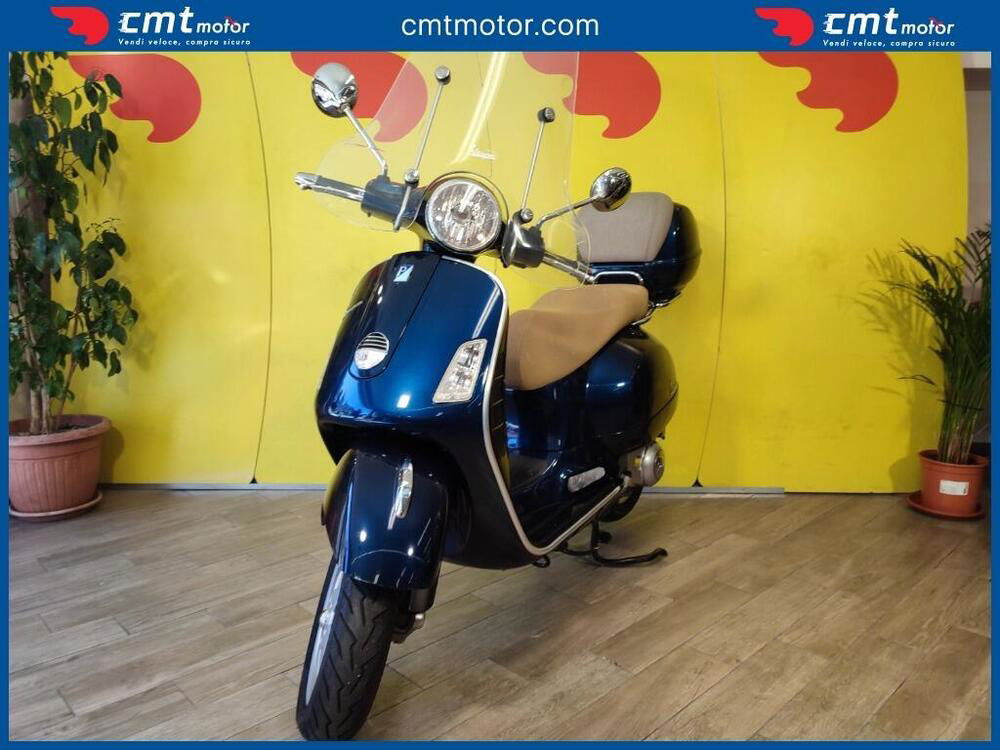 Vespa GTS 300 (2010 - 14) (2)