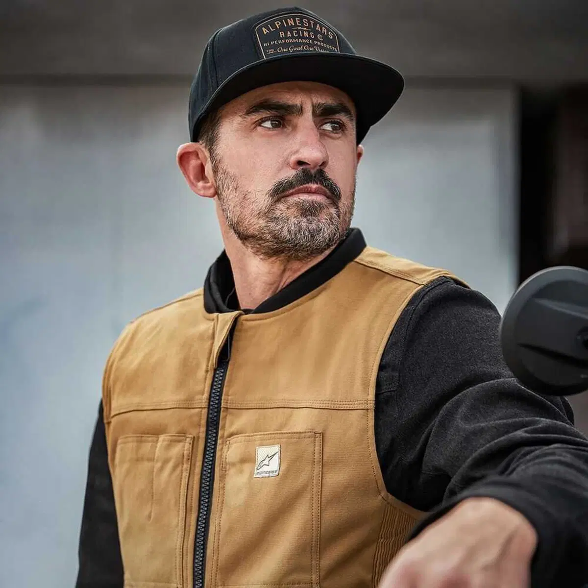 Alpinestars presenta il nuovo gilet Tech-Air 3 Leather & Canvas (17)