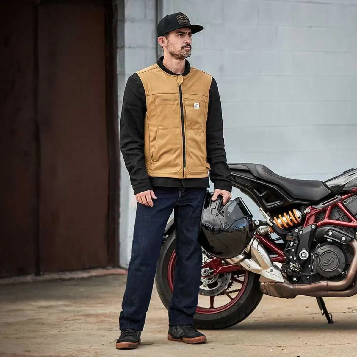 Alpinestars presenta il nuovo gilet Tech-Air 3 Leather & Canvas (20)