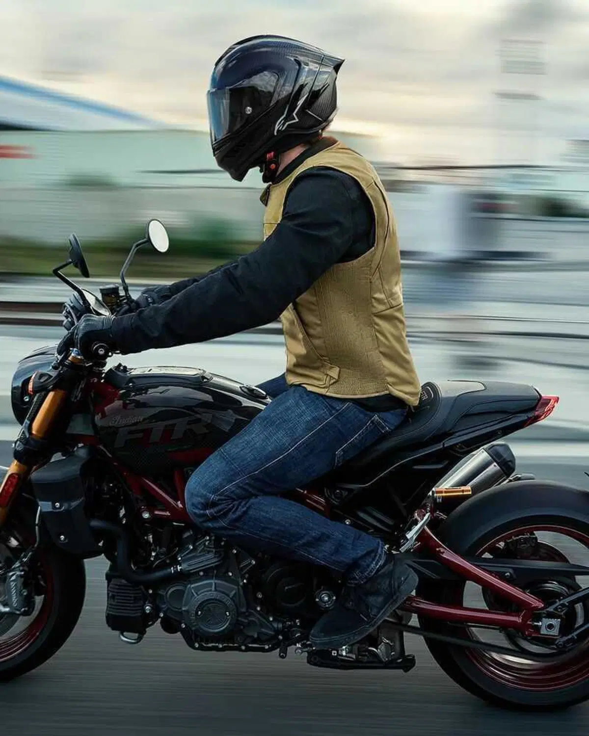 Alpinestars presenta il nuovo gilet Tech-Air 3 Leather & Canvas (19)