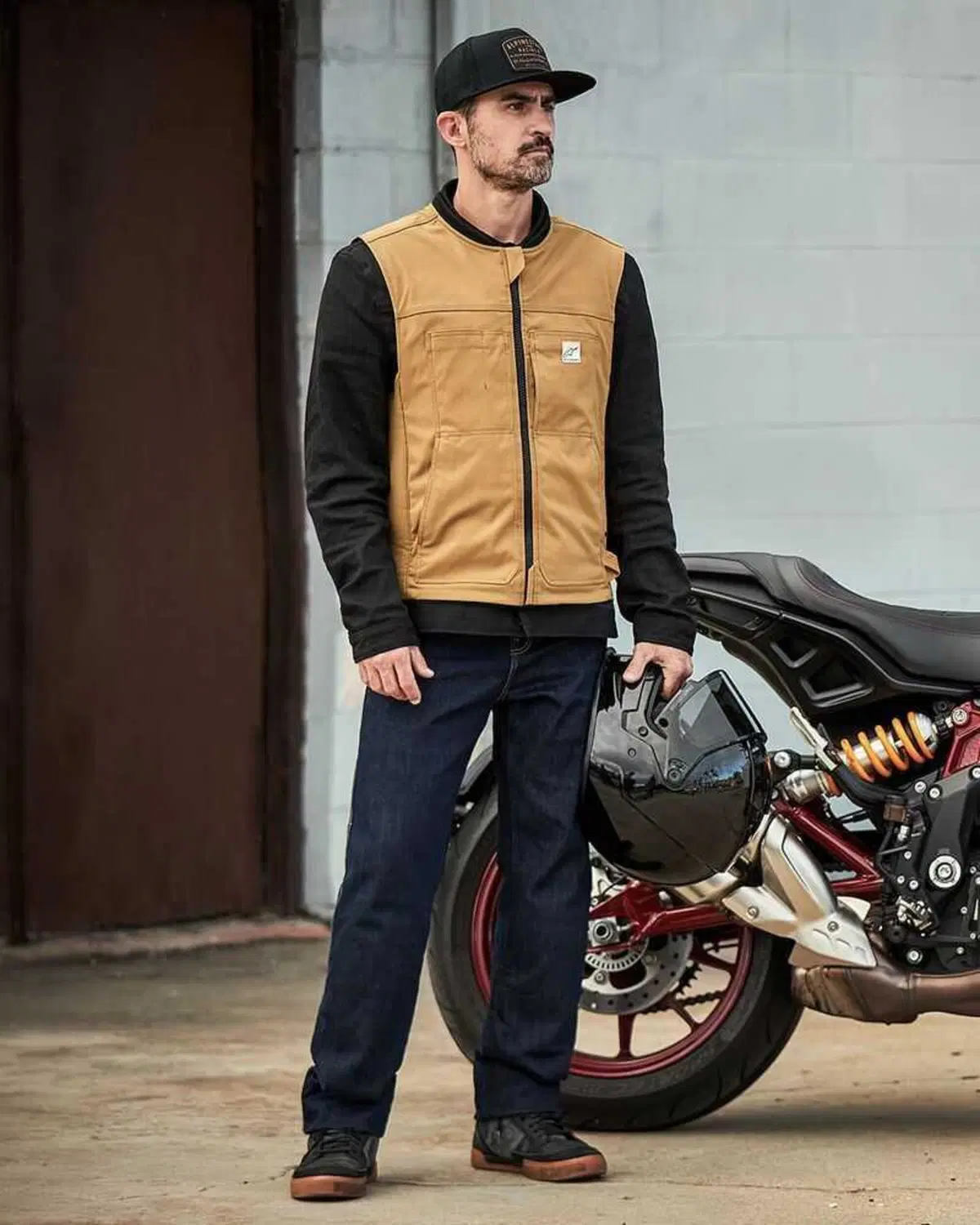 Alpinestars presenta il nuovo gilet Tech-Air 3 Leather & Canvas (27)
