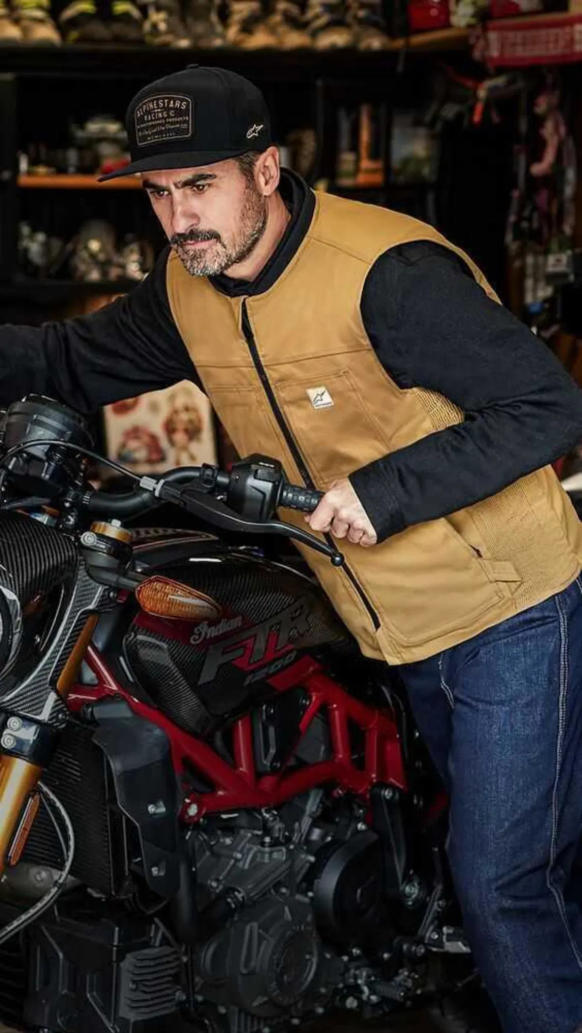 Alpinestars presenta il nuovo gilet Tech-Air 3 Leather & Canvas (38)