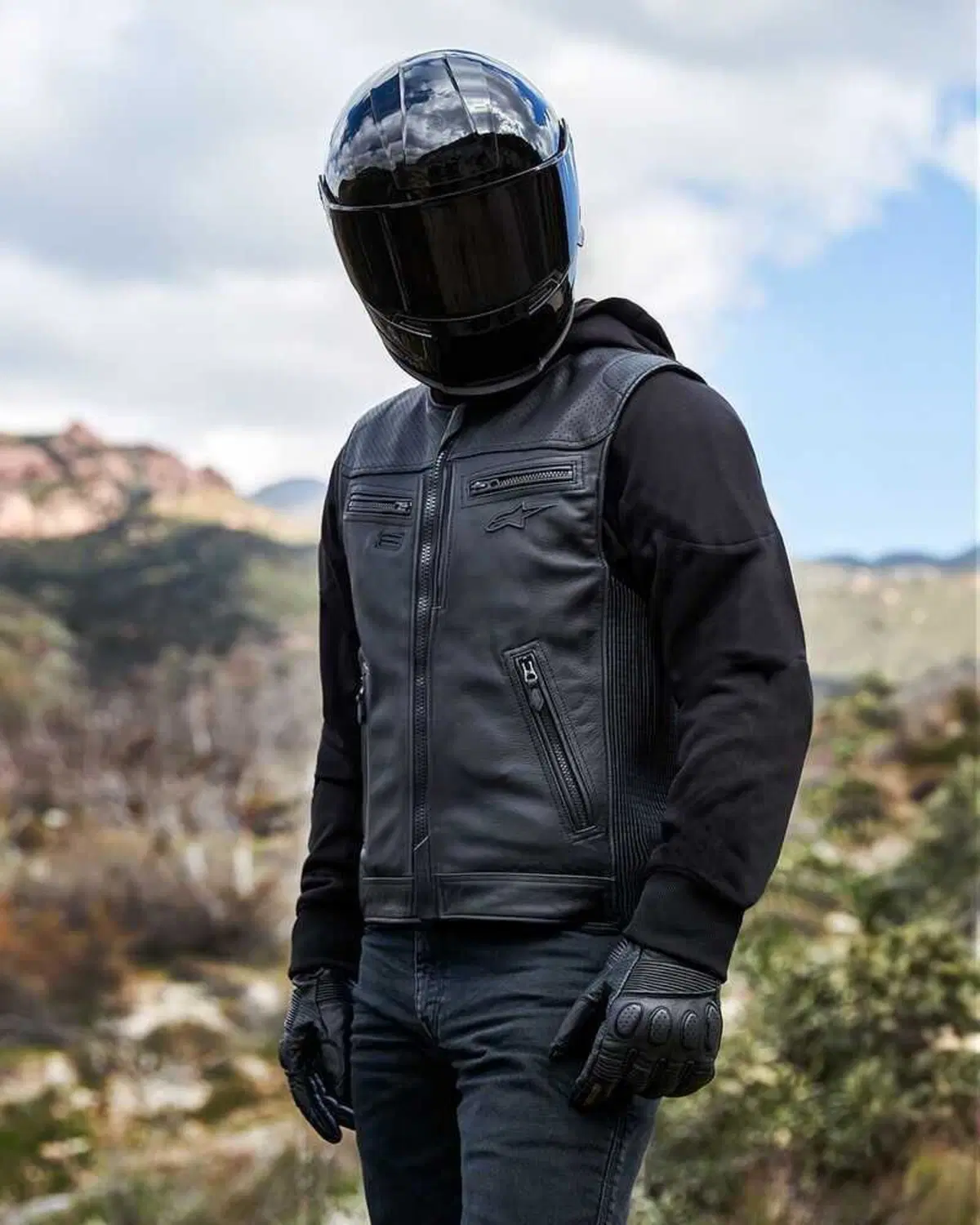Alpinestars presenta il nuovo gilet Tech-Air 3 Leather & Canvas (51)