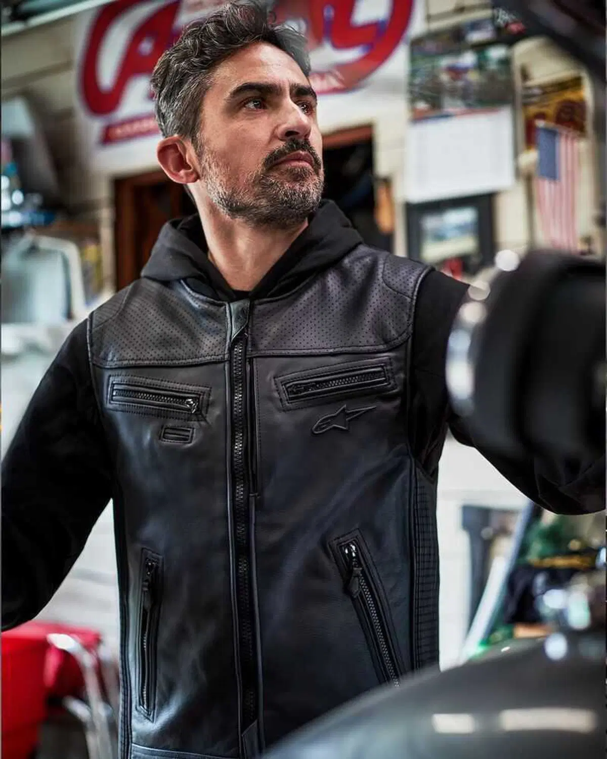 Alpinestars presenta il nuovo gilet Tech-Air 3 Leather & Canvas (54)