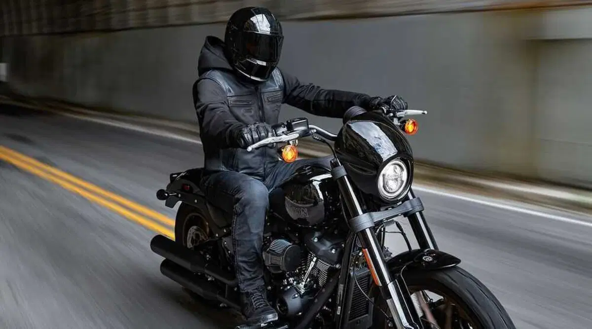 Alpinestars presenta il nuovo gilet Tech-Air 3 Leather & Canvas (61)
