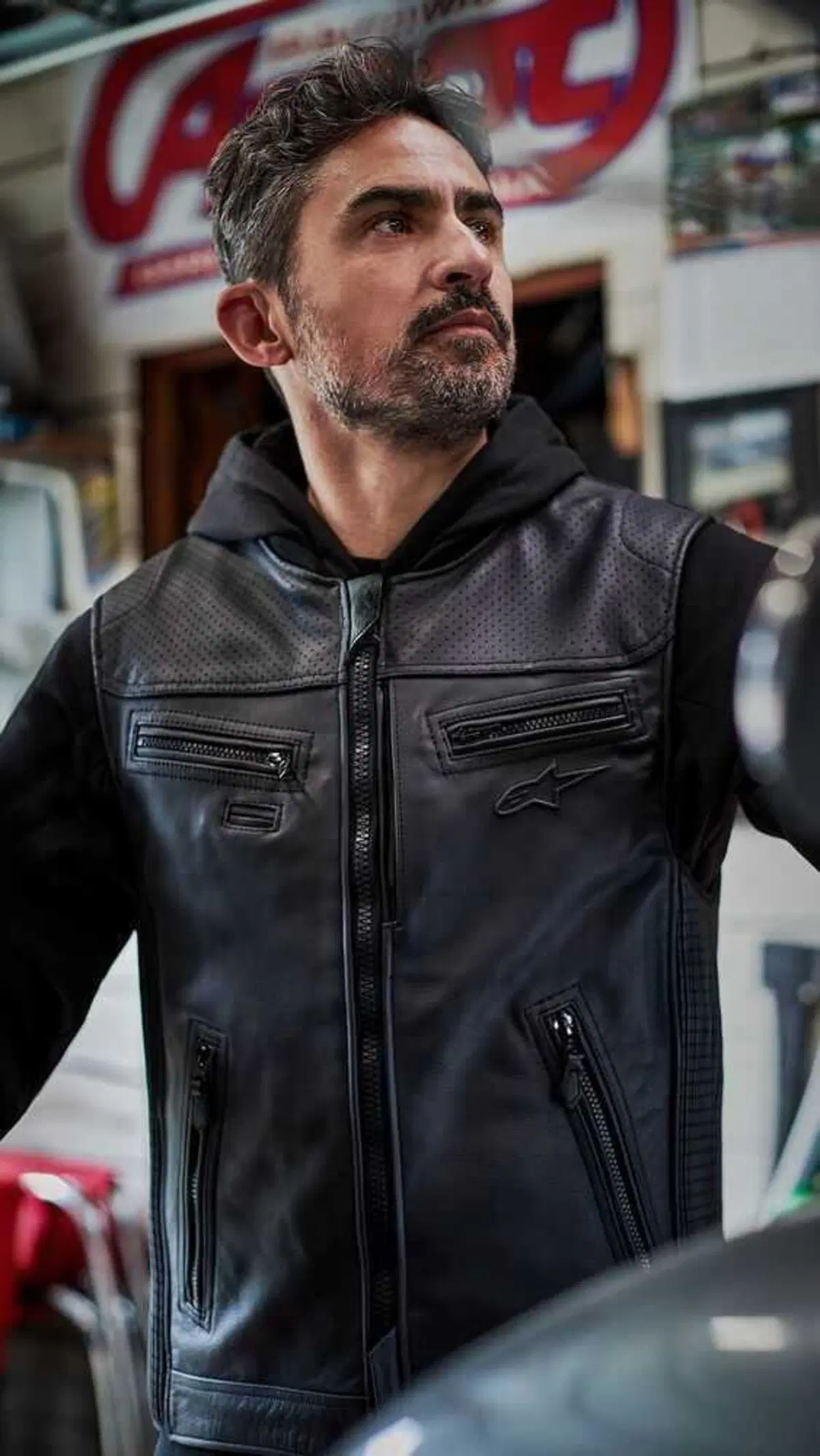 Alpinestars presenta il nuovo gilet Tech-Air 3 Leather & Canvas (74)