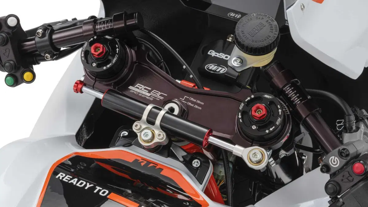 KTM RC 8C 890 RC 8C 890 (2024) (9)